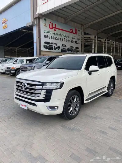 تويوتا لاندكروزر GXR-4 موديل 2023 عداد 73 الف كم 0
