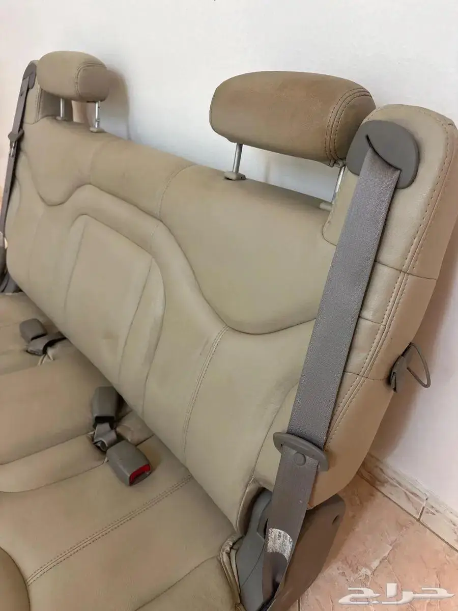 اكسسوارات وقطع يوكن وتاهو 2000-2006 70
