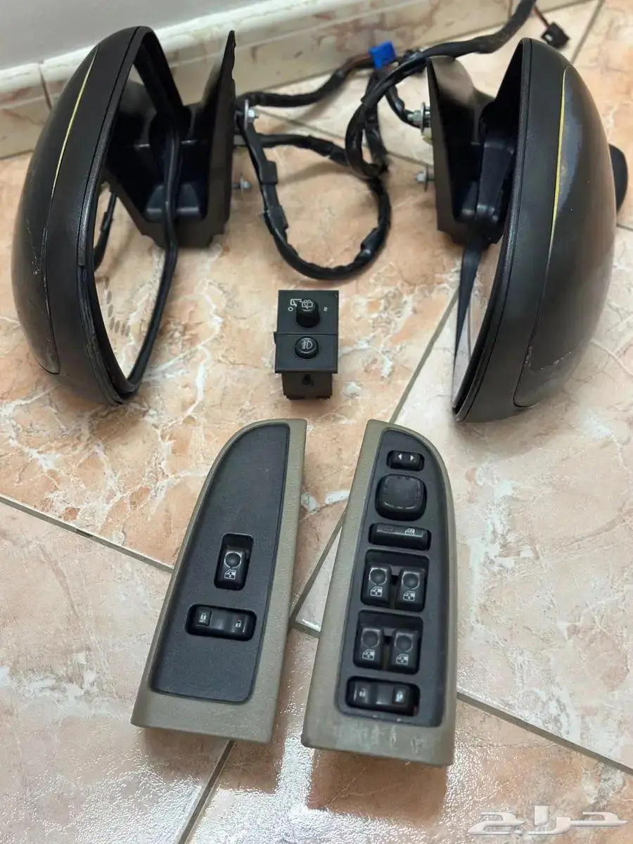 اكسسوارات وقطع يوكن وتاهو 2000-2006 1