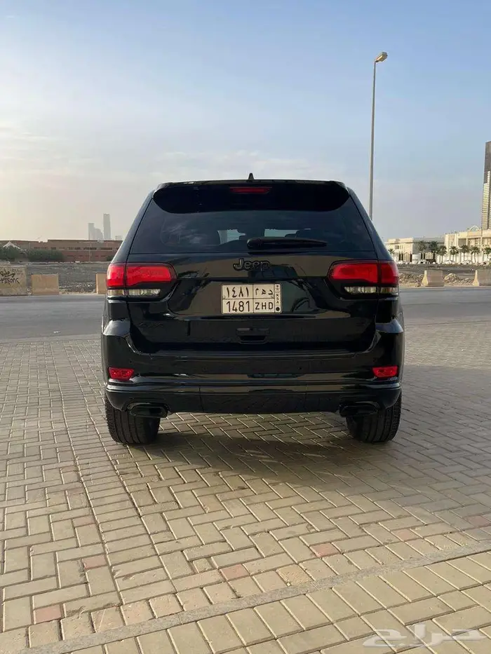 Jeep Grand Cherokee Limited S Black Edition 0