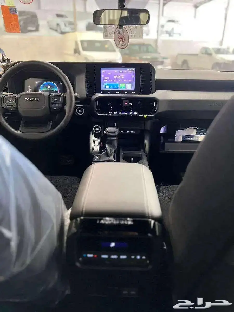 تويوتا برادو TX2 ديزل 2025 سعودى ابيض 5