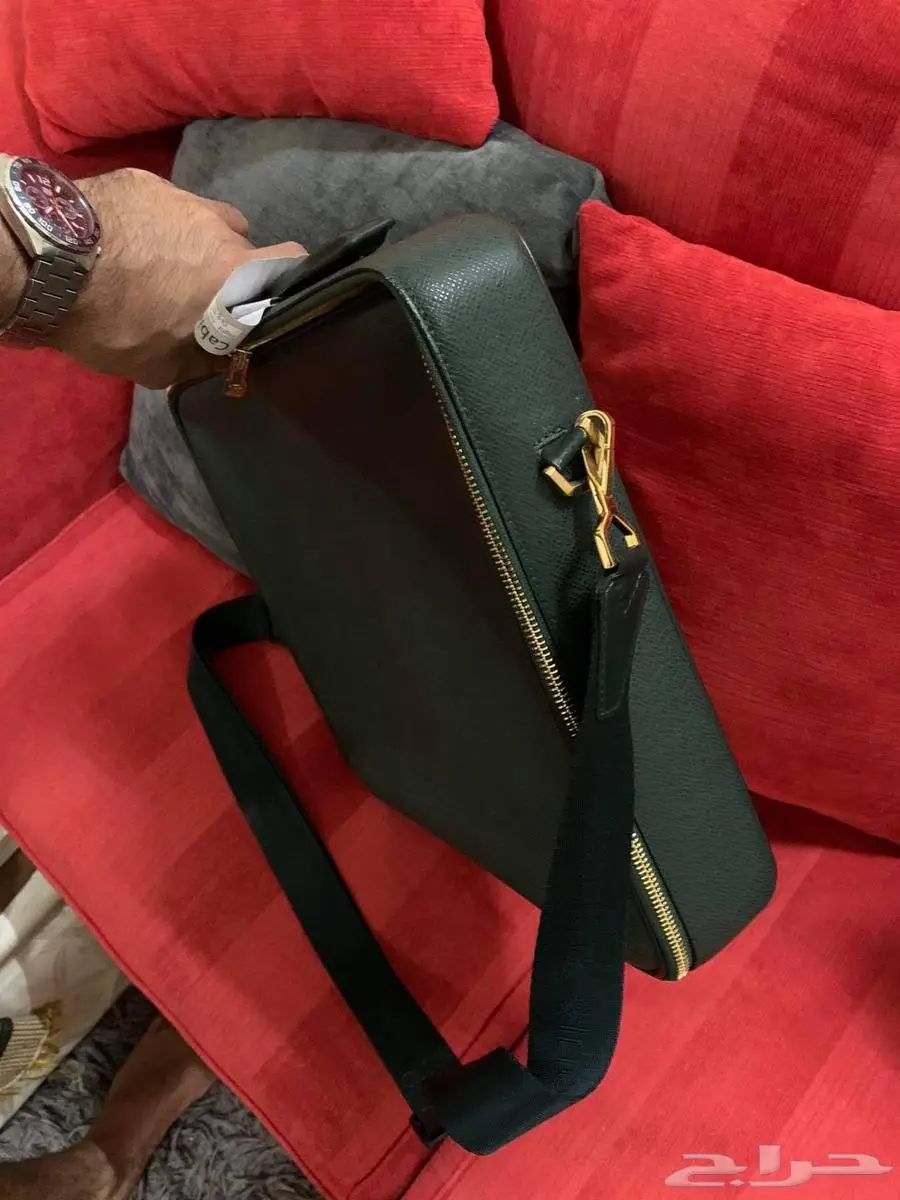 شنطة لاب توب Louis Vuitton 2