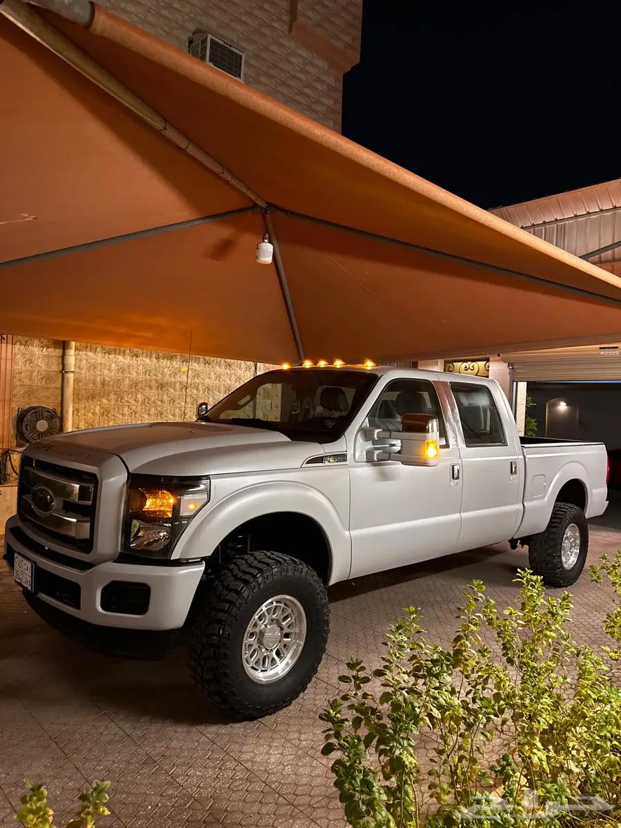 للبيع فورد F350 مخزن 2