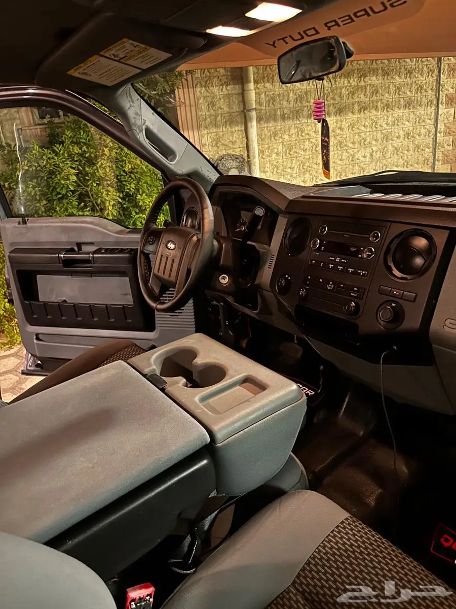 للبيع فورد F350 مخزن 20