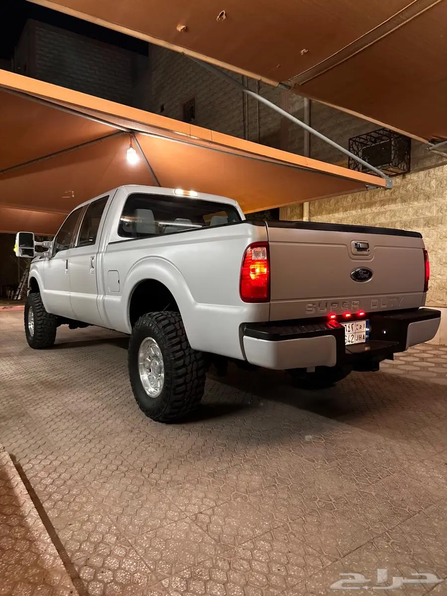 للبيع فورد F350 مخزن 12