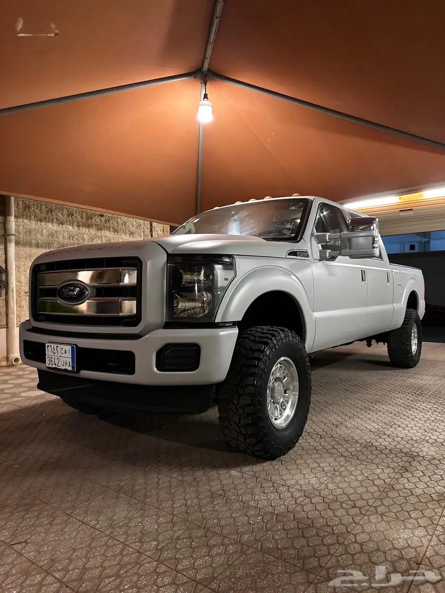 للبيع فورد F350 مخزن 0
