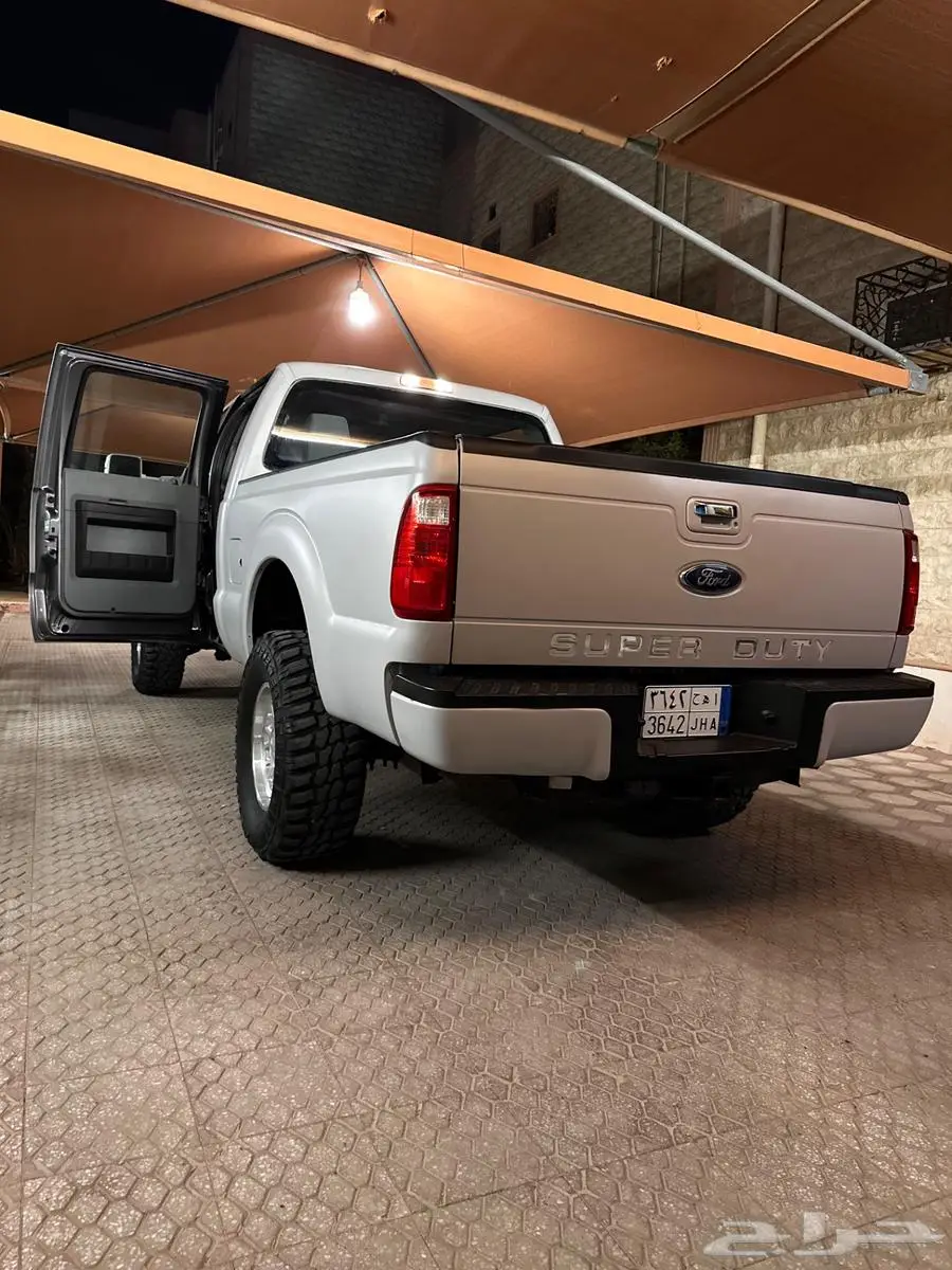 للبيع فورد F350 مخزن 11
