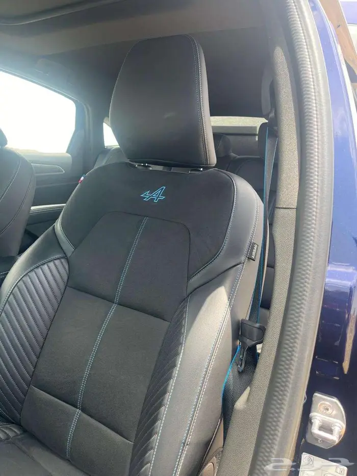 رينو اركانا 2025 ALPINE 6
