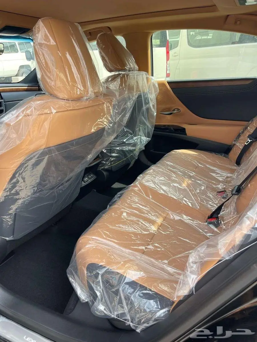 لكزس ES350 بريمي CC 2025 وساير كاش وبنك أقساط 8