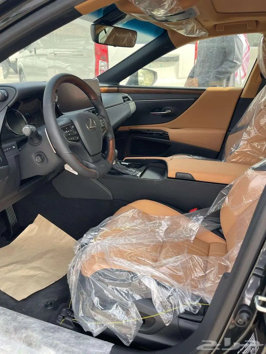 لكزس ES350 بريمي CC 2025 وساير كاش وبنك أقساط 6