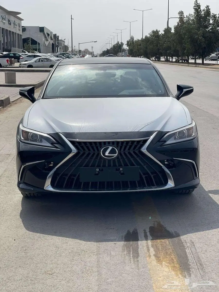 لكزس ES350 بريمي CC 2025 وساير كاش وبنك أقساط 1