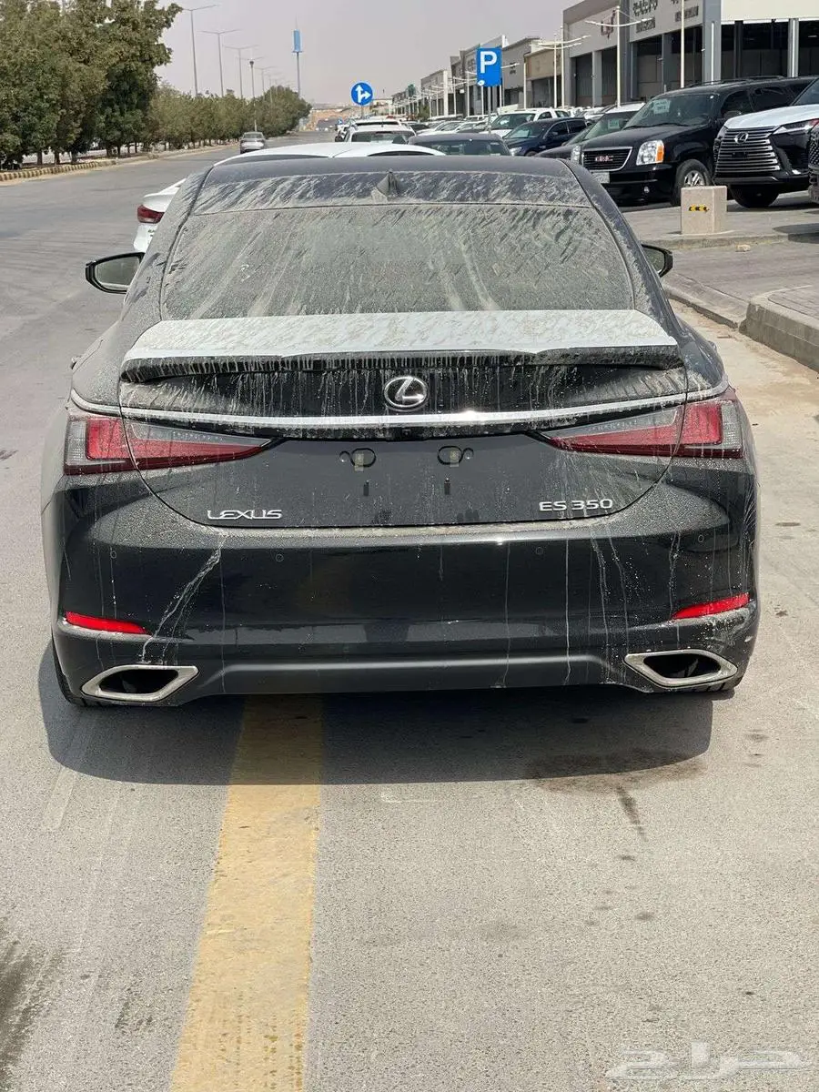 لكزس ES350 بريمي CC 2025 وساير كاش وبنك أقساط 4