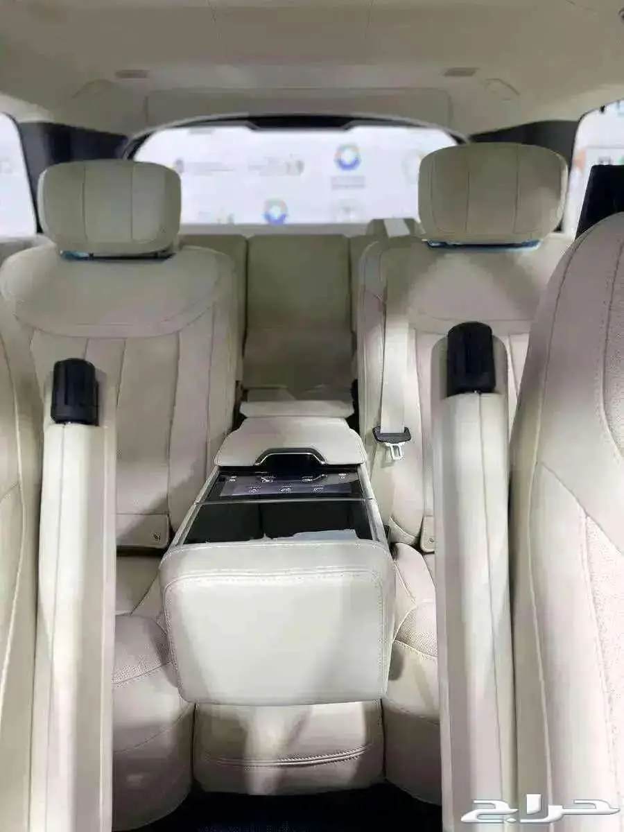رنج روفر اوتوبيقرافي NEW - 2025 - V8 12