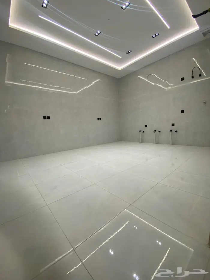 شقق وملحق روف تمليك حي الشرايع تشطيب مميز 4