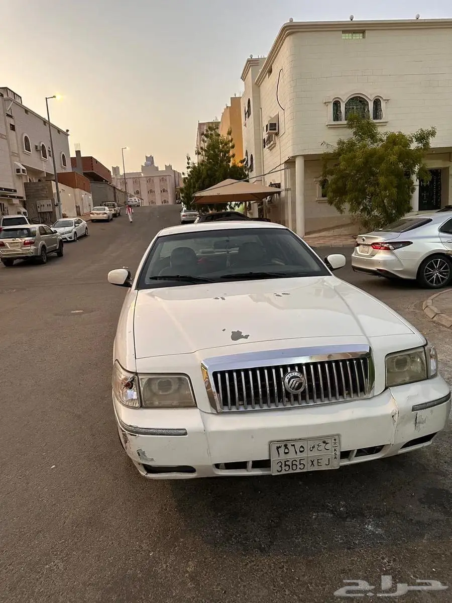 فورد ماركيز 2009 امريكي 8