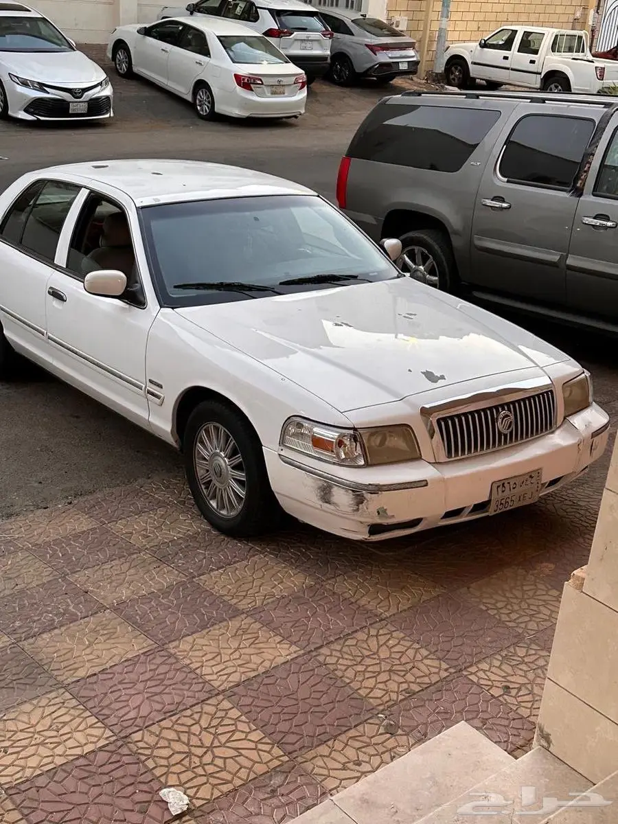 فورد ماركيز 2009 امريكي 7