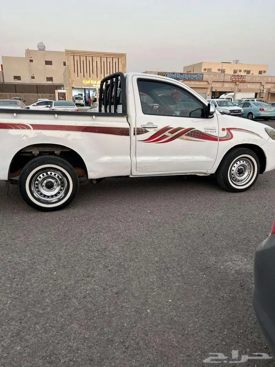 هايلوكس 2013 غماره 6