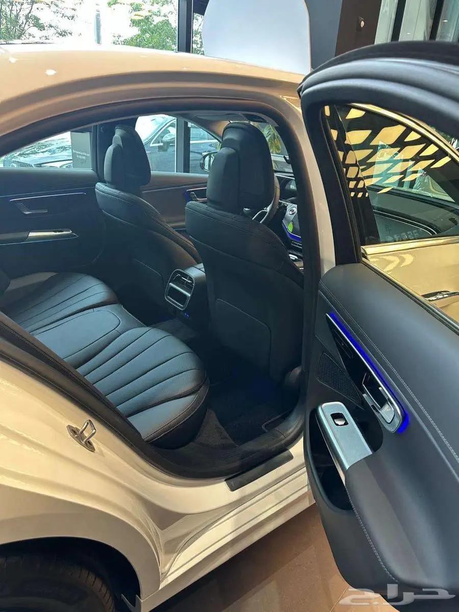 مرسيدس E200 اصفار وارد كوريا 4