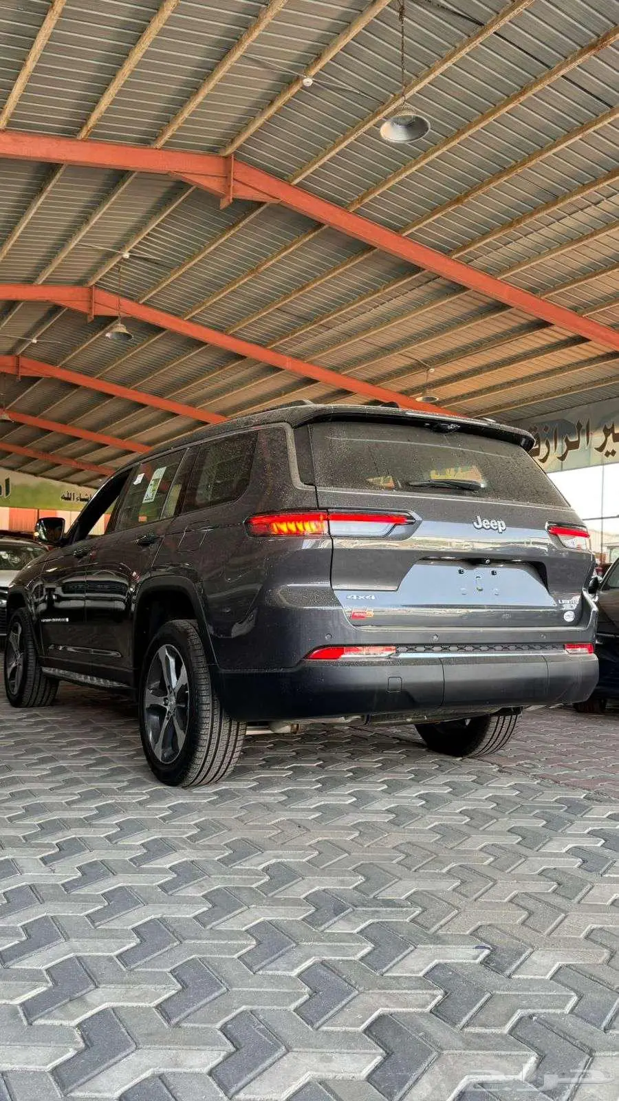 جراند شيروكي ليمتد 2024 12