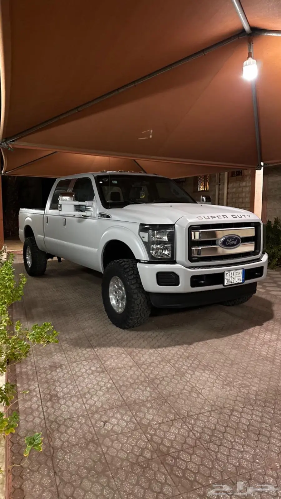 للبيع فورد F350 مخزن 1