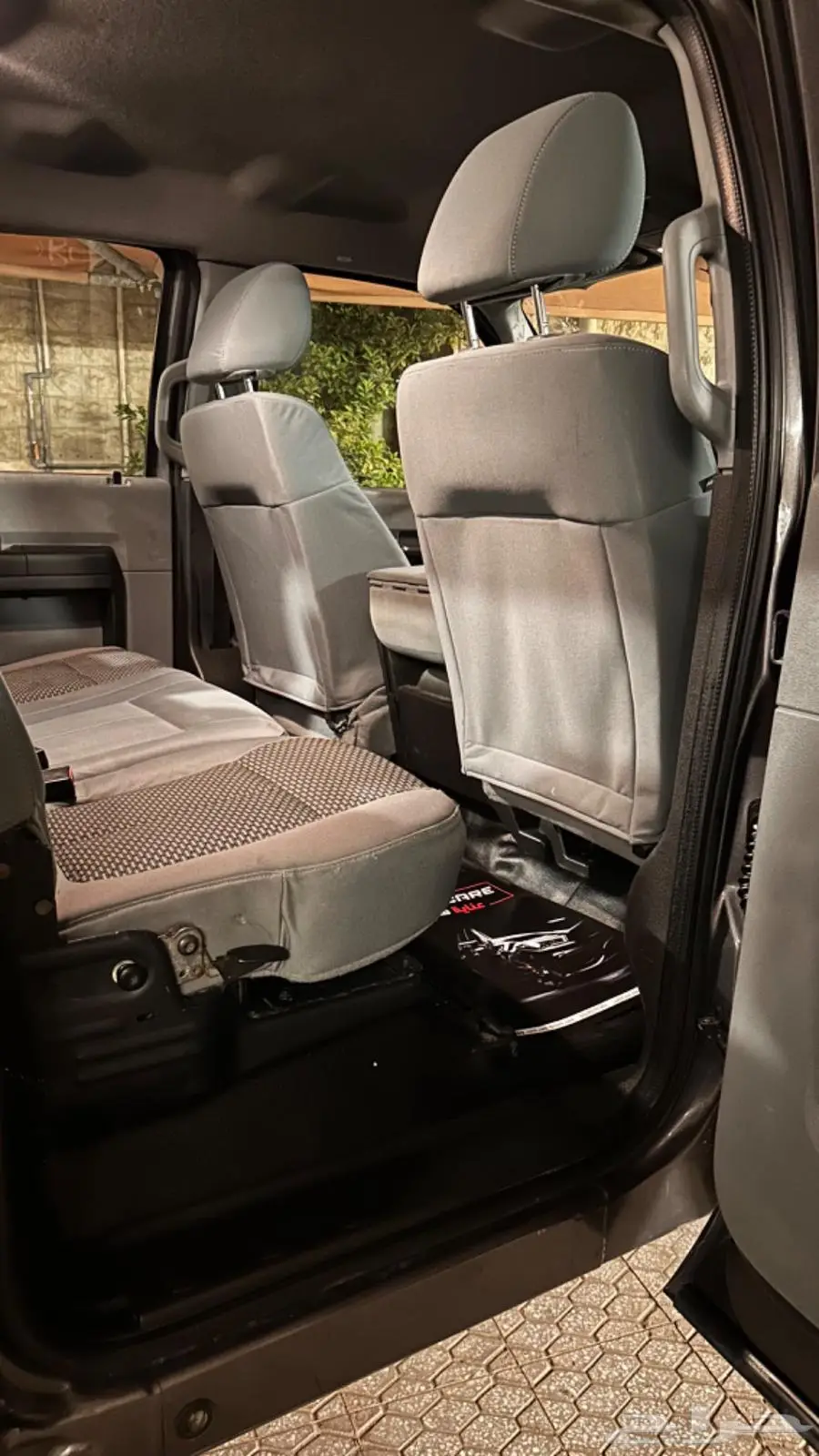 للبيع فورد F350 مخزن 22