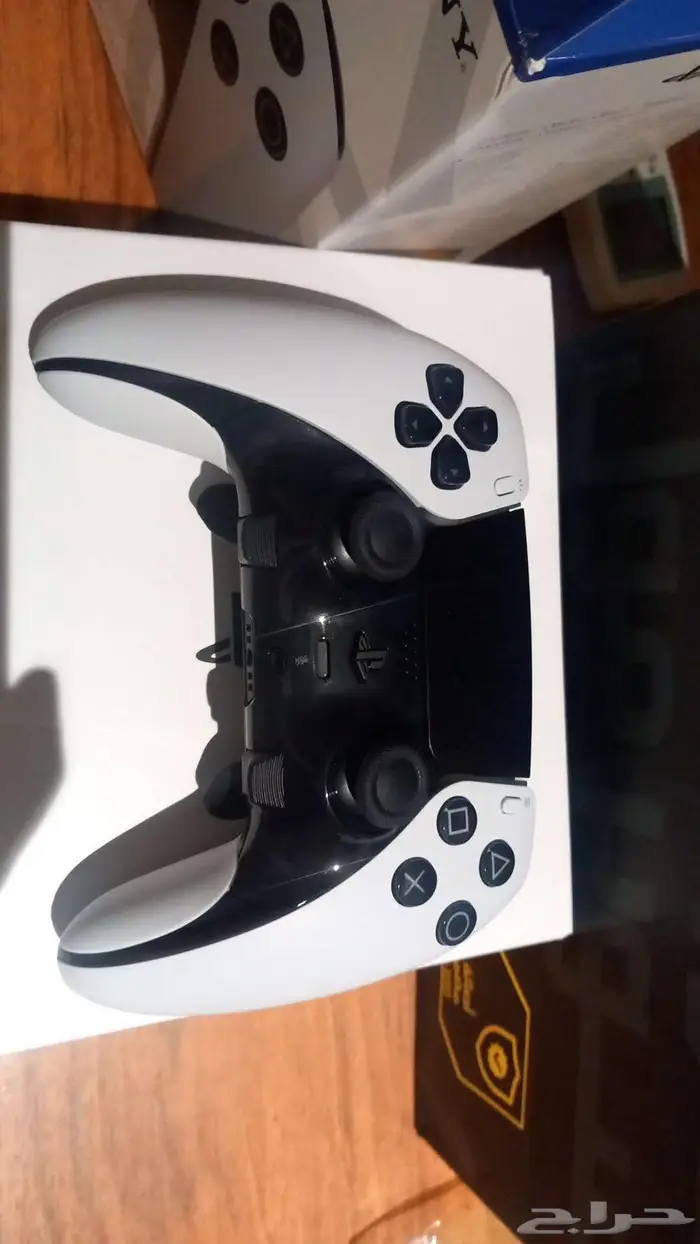 كنترول dualsense edge 1