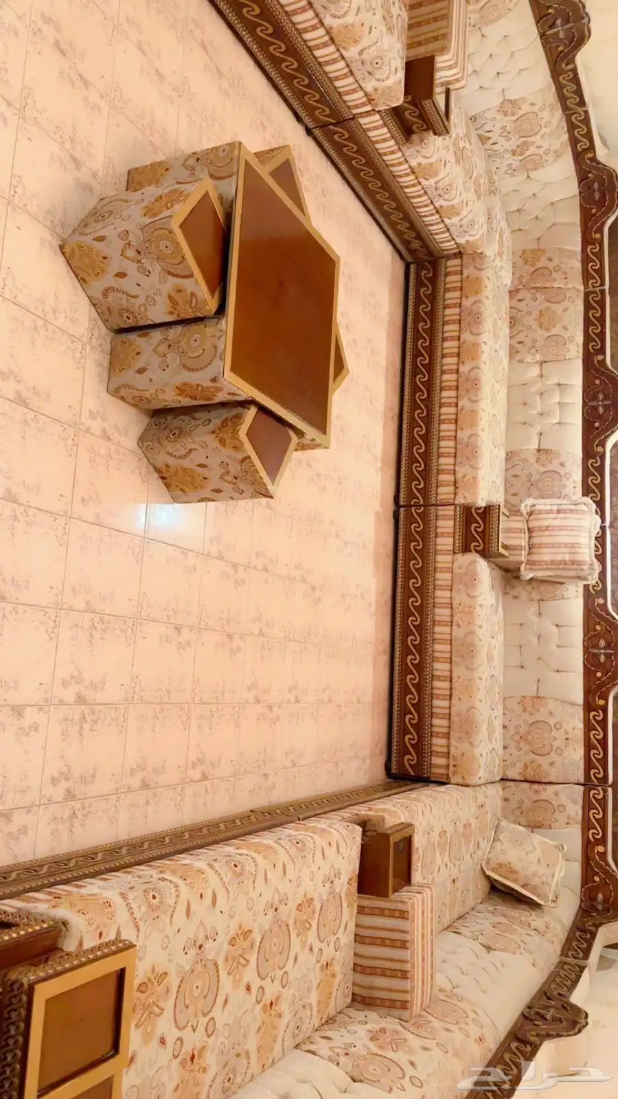 للبيع كنب مغربي 1