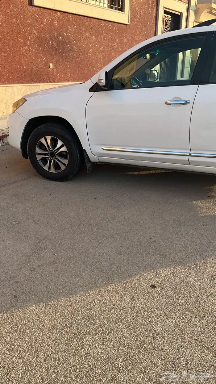 راف فور 2010 11