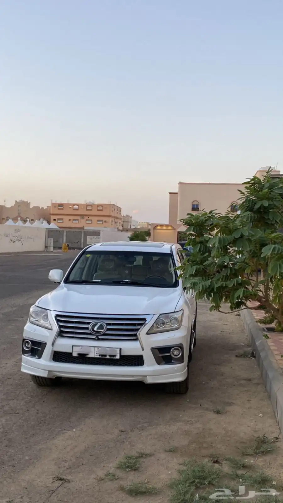 جيب لكزس 2008 Lx570 لوحة مميزة 3