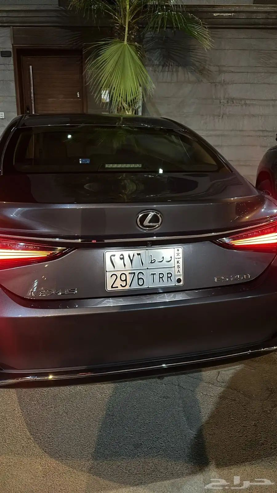 لكزس Es250 2023 سعودي نظيف 2