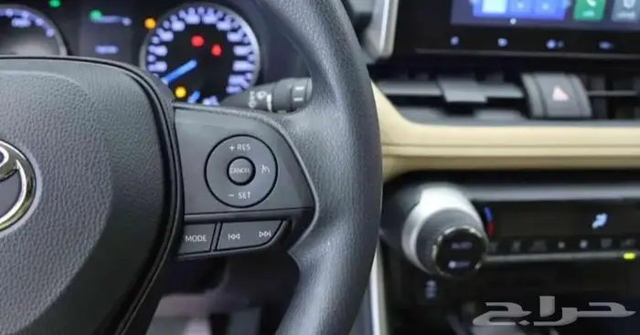 افضل العروض التمويليه تويوتا راف فور LE دفع امامي هايبرد 25 11