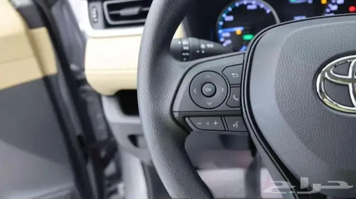 افضل العروض التمويليه تويوتا راف فور LE دفع امامي هايبرد 25 7