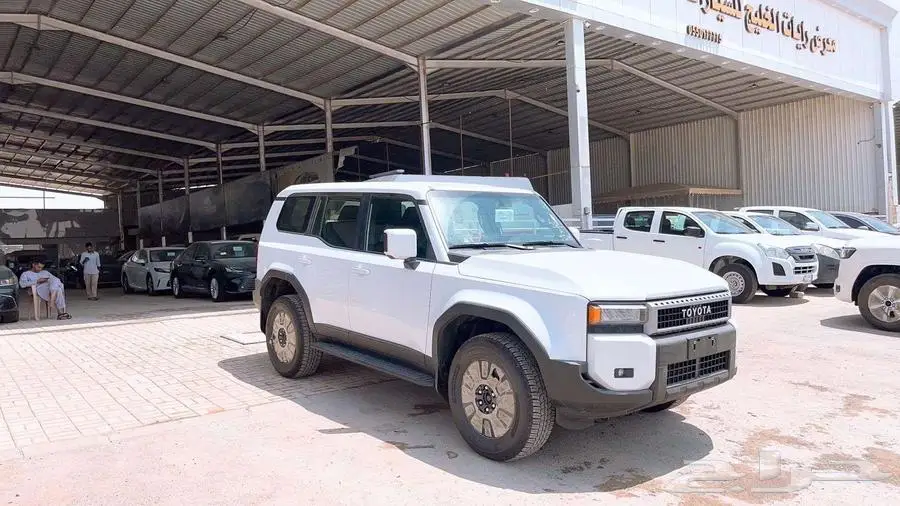 تويوتا برادو TXL1 بنزين 2025 1