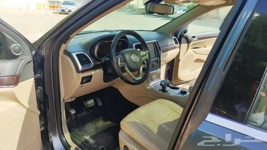 جيب شيروكي ليمتد 2015 29