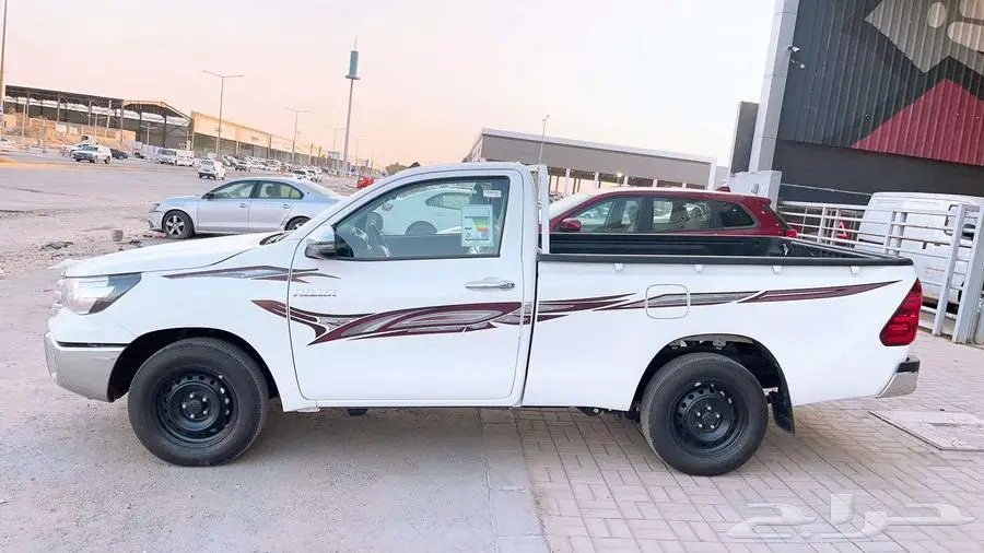 هايلوكس غمارة GLX بنزين 2025 2