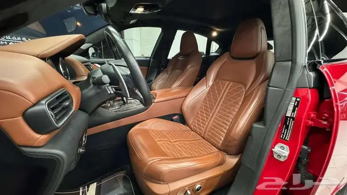 2021 مازيراتي ليفانتي MASERATI levante 9
