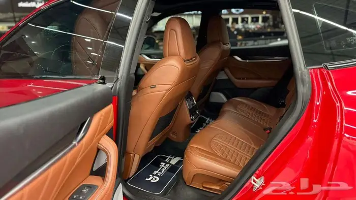 2021 مازيراتي ليفانتي MASERATI levante 8