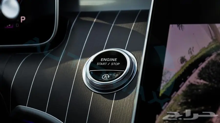 مرسيدس بنز c200 premium 2025 خليجي اصفار مع ضمان الوكيل 24