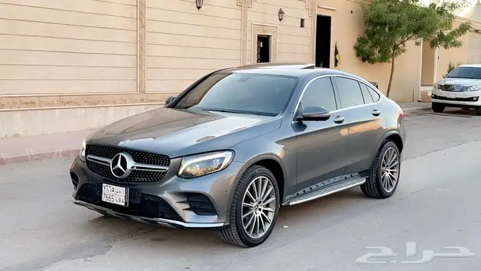 مرسيدس GLC250 AMG كوبيه نظيف جدا 4