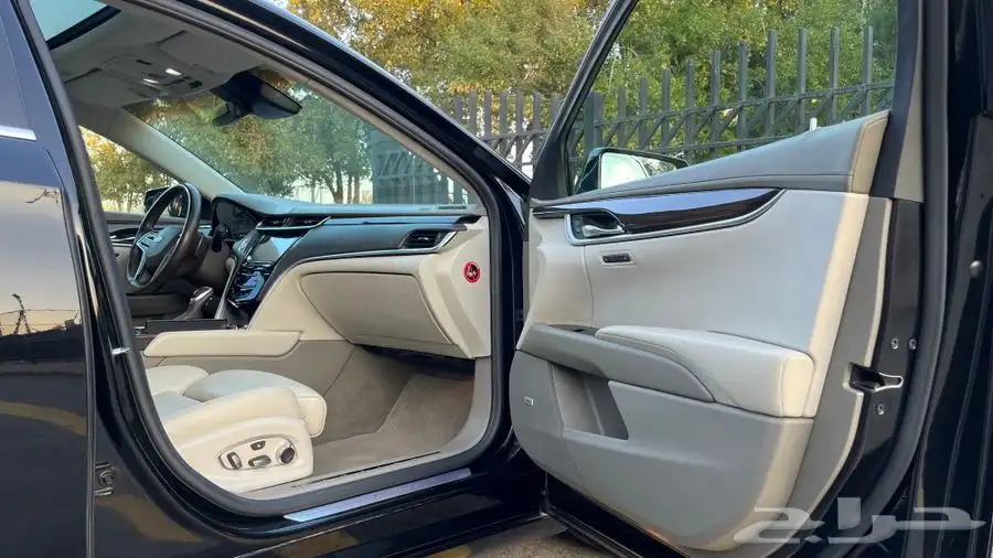 كاديلاك XTS-4 2016 ( Vsport platinum مخزن ) 46