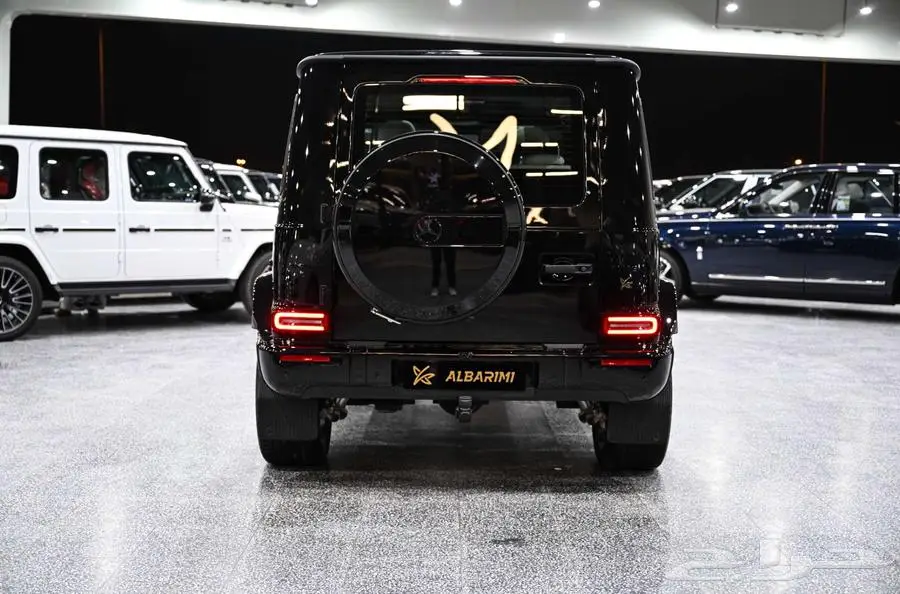 شركة البريمي لسيارات مرسيدس G63 9