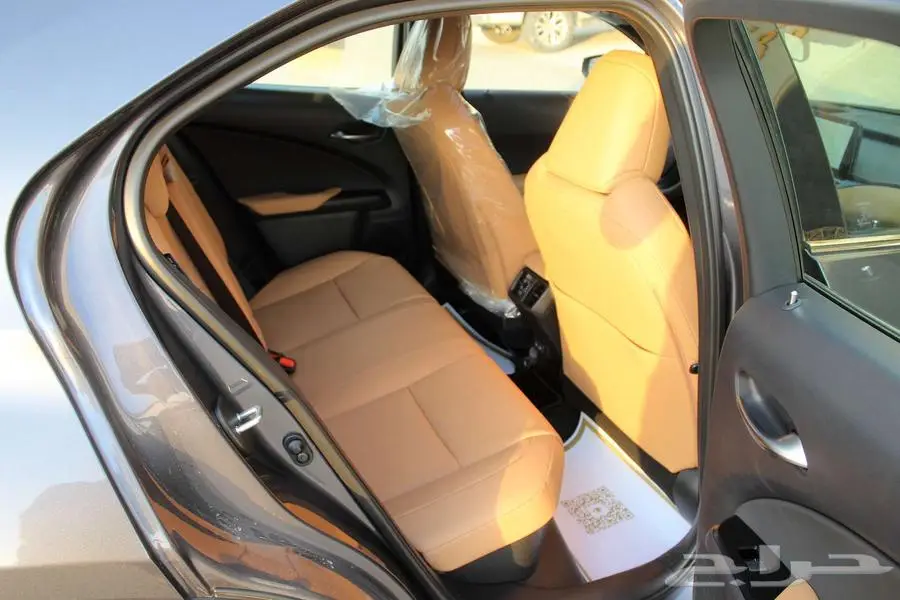 لكزس - UX300 Ch هايبرد - 2025 - خليجي - فل كامل 7