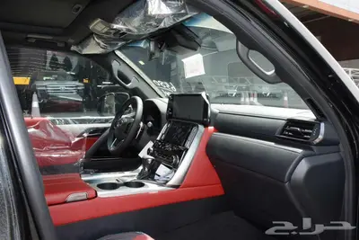 لكزس 2025 LX 600 F SPORT اسود داخل احمر كاش فقط 10