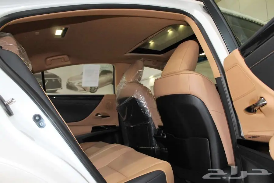 لكزس - ES350 CA - خليجي - 2025-ستاندر- 13