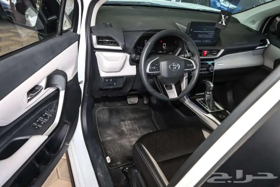 فيلوز 2025 GLX 11