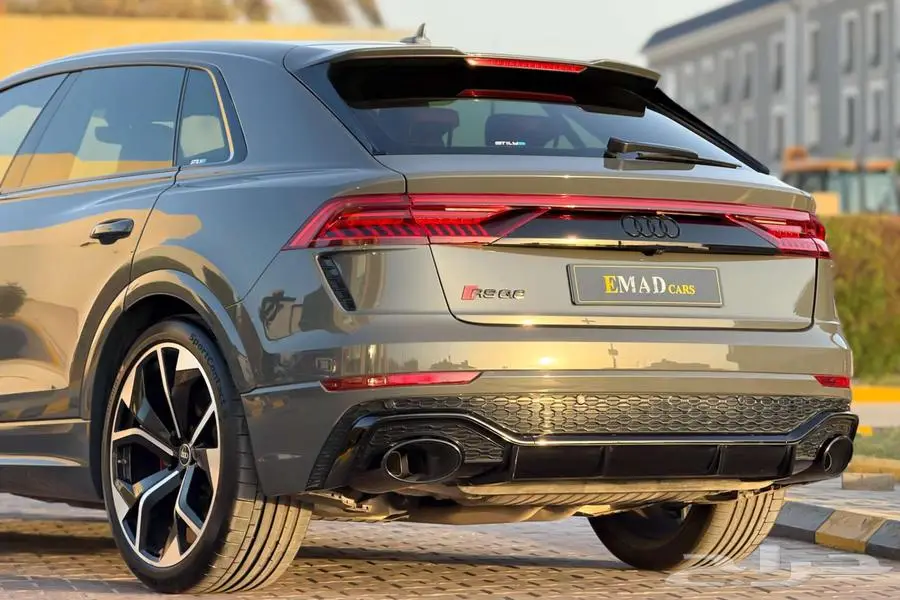 اودي Q8 RS V8 2021 رمادي سعودي تحت الضمان 4