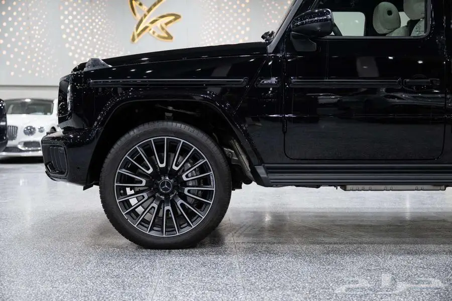 شركة البريمي لسيارات مرسيدس G63 2