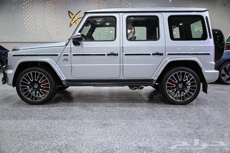 شركة البريمي لسيارات مرسيدس G63 1
