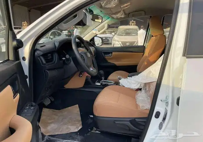 باقل قسط شهري فورتشنر gx2 بنزين 2025 (ايجار منتهي بالتمليك) 7