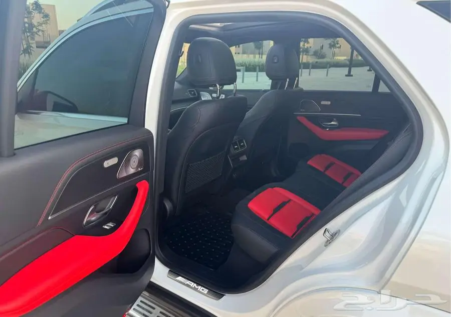 مرسيدس GLE53 AMG 2021 - مواصفات خاصة ممشى قليل 10